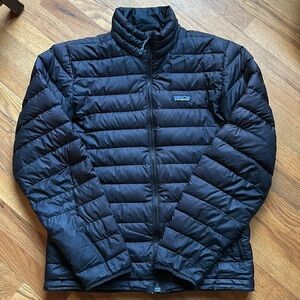 Patagonia Men’s Down Sweater Size M
